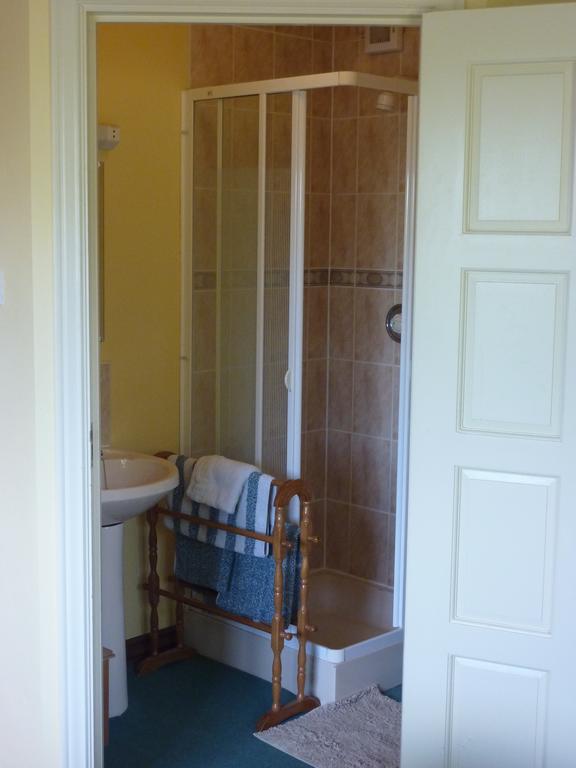 Knocklyon House Bed & Breakfast Ennis Ruang foto
